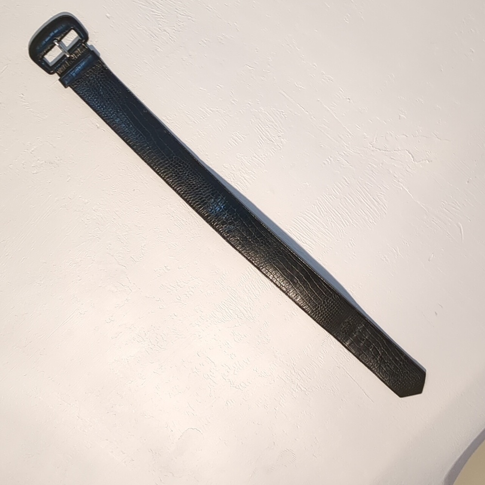 1990's Vintage belt. Size L. Black